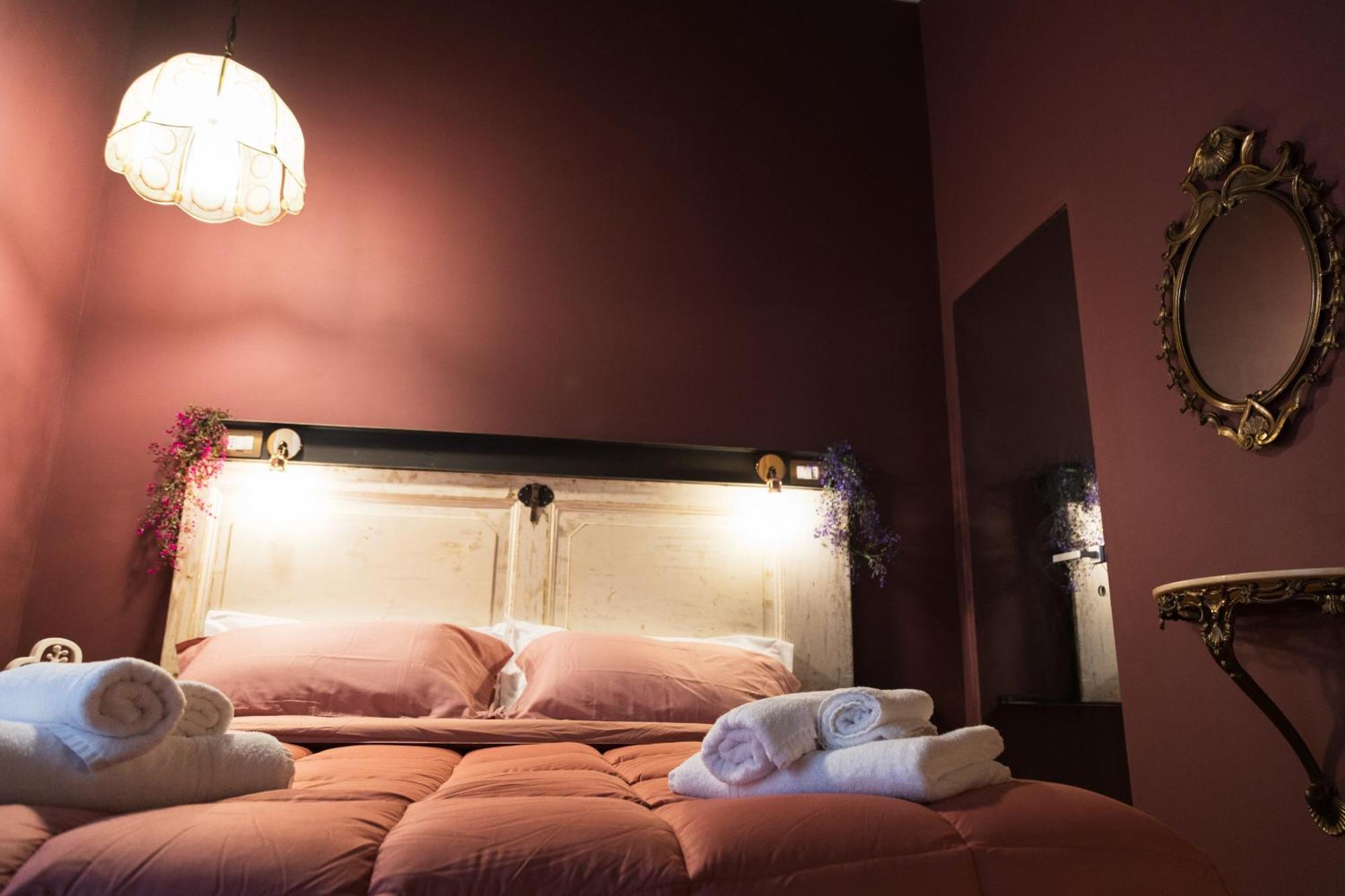 I Leoni Di Rosaroll Bed and Breakfast Napels Buitenkant foto