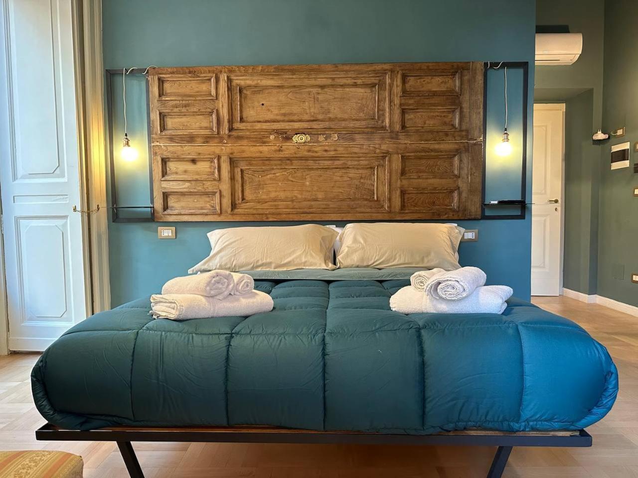 I Leoni Di Rosaroll Bed and Breakfast Napels Buitenkant foto